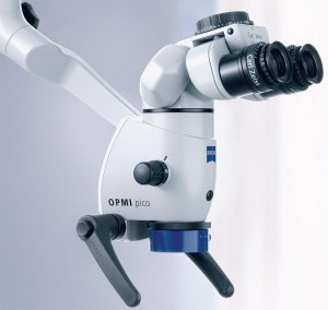 Carl Zeiss operating microscope